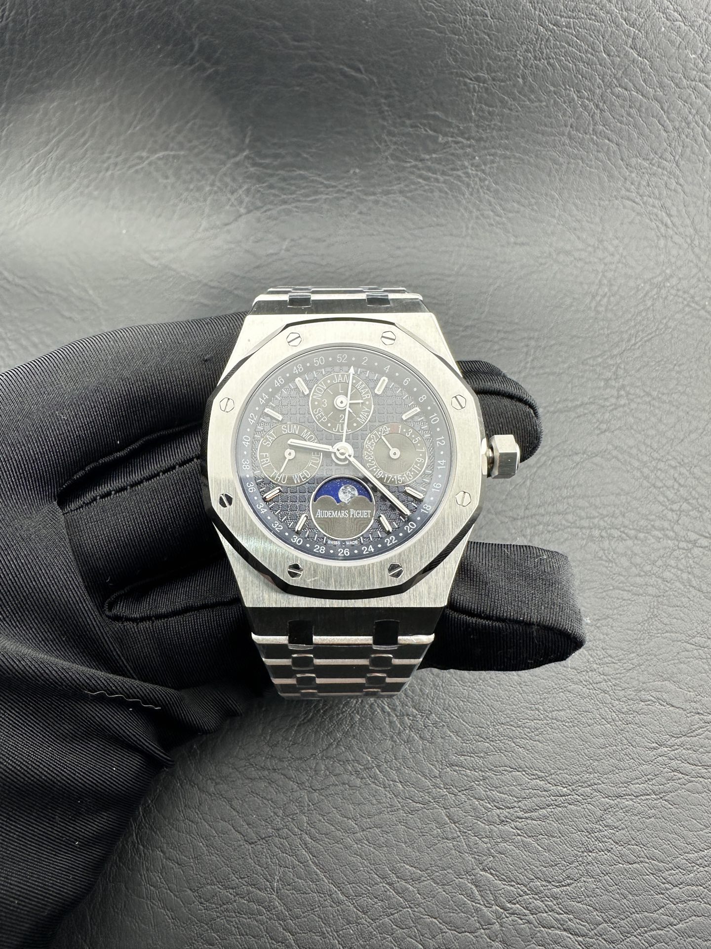 Audemars Piguet AP Audemars Piguet Royal Oak Series Complex Function Perpetual Calendar Watches Audemars Piguet AP Audemars Piguet Royal Oak Series Complex Function Perpetual Calendar Watches - Image 1