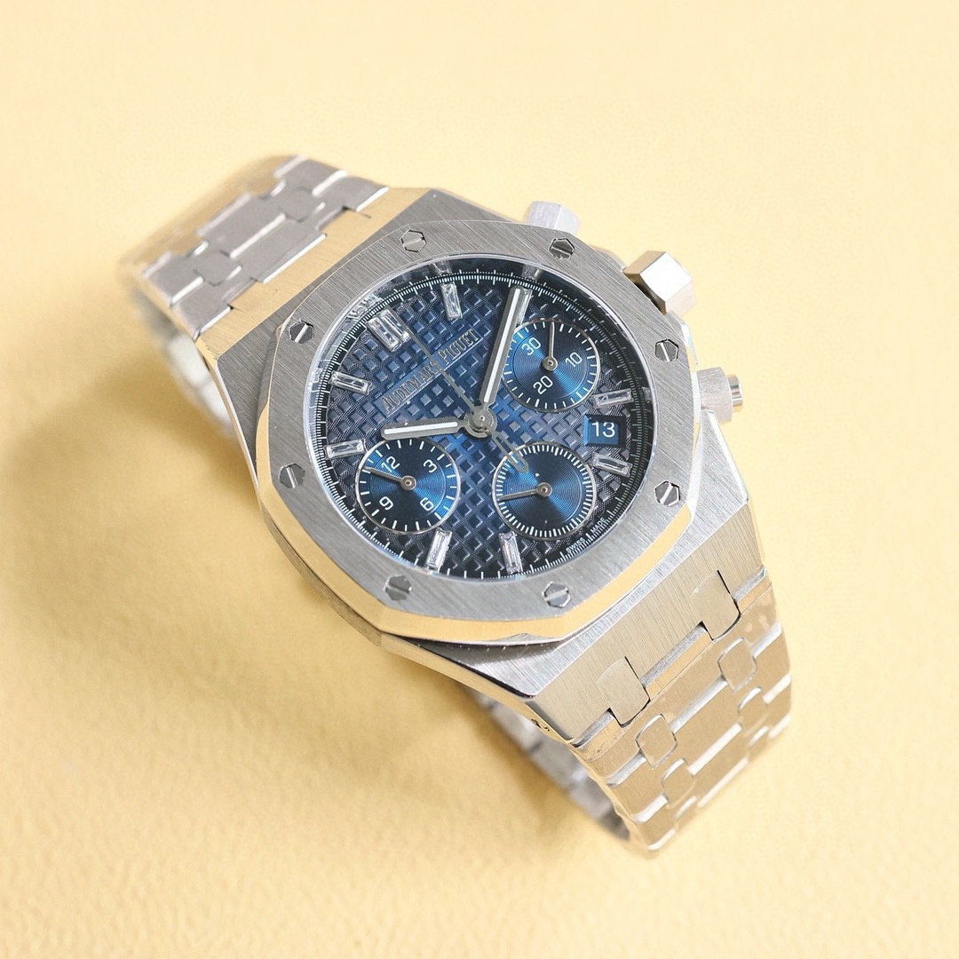Audemars Piguet AP Audemars Piguet Royal Oak Offshore Men's Sports Watch Blue Audemars Piguet AP Audemars Piguet Royal Oak Offshore Men's Sports Watch Blue - Image 1