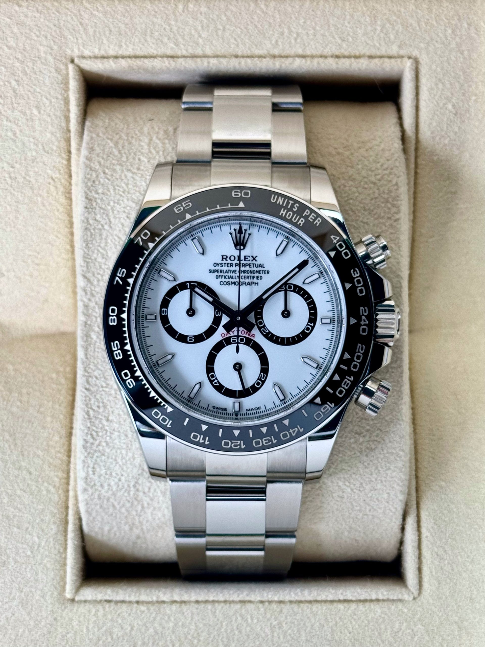 New 2025 Rolex Daytona 40mm 126500LN Stainless Steel Panda Dial Rolex New 2025 Rolex Daytona 40mm 126500LN Stainless Steel Panda Dial Rolex - Image 1