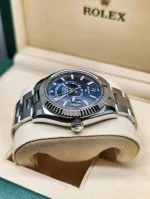 Skydweller 42mm watch - Image 3