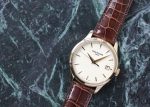 Patek Philippe - Calatrava| PATEK PHILIPPE| 5227J - 001| YG ivory clock automatic winding leather| Middle Ages| - Image 8